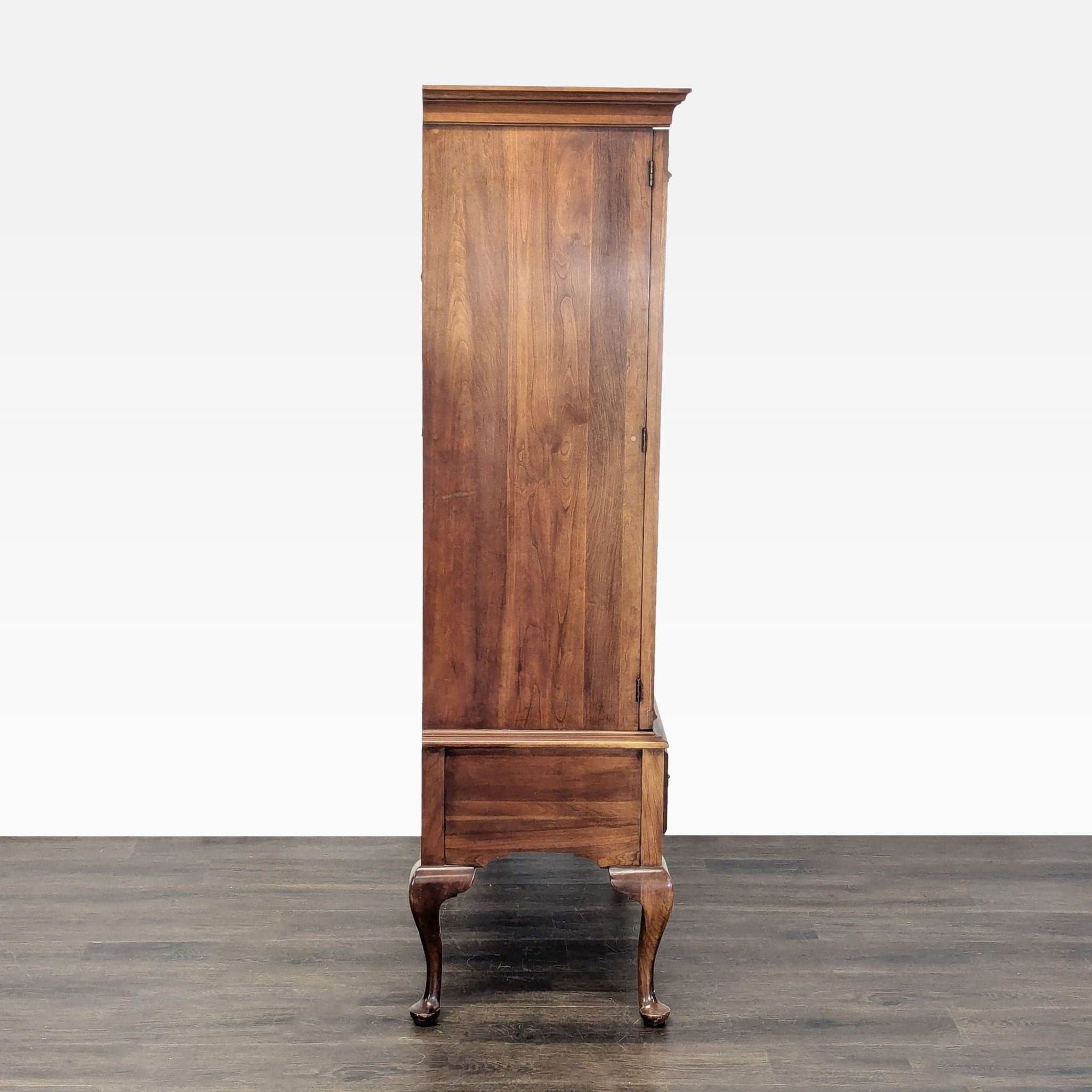 Statton Furniture Queen Anne Style Armoire Wardrobe - Thumbnail 3