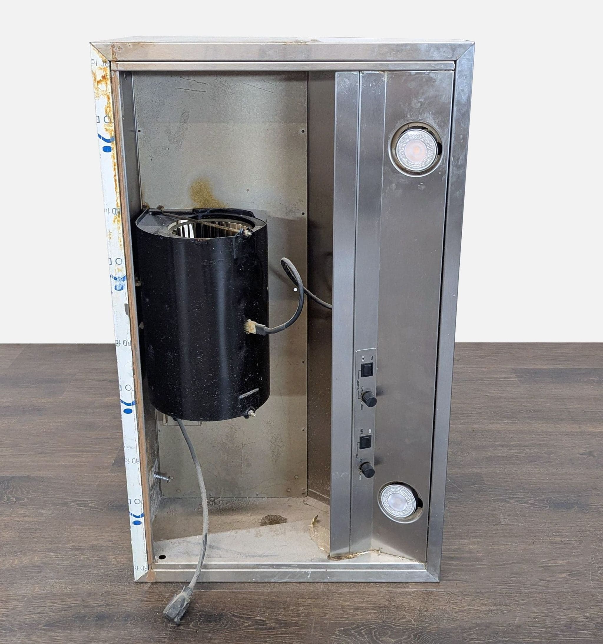 Viking Professional Stainless Steel Range Hood - Thumbnail 7