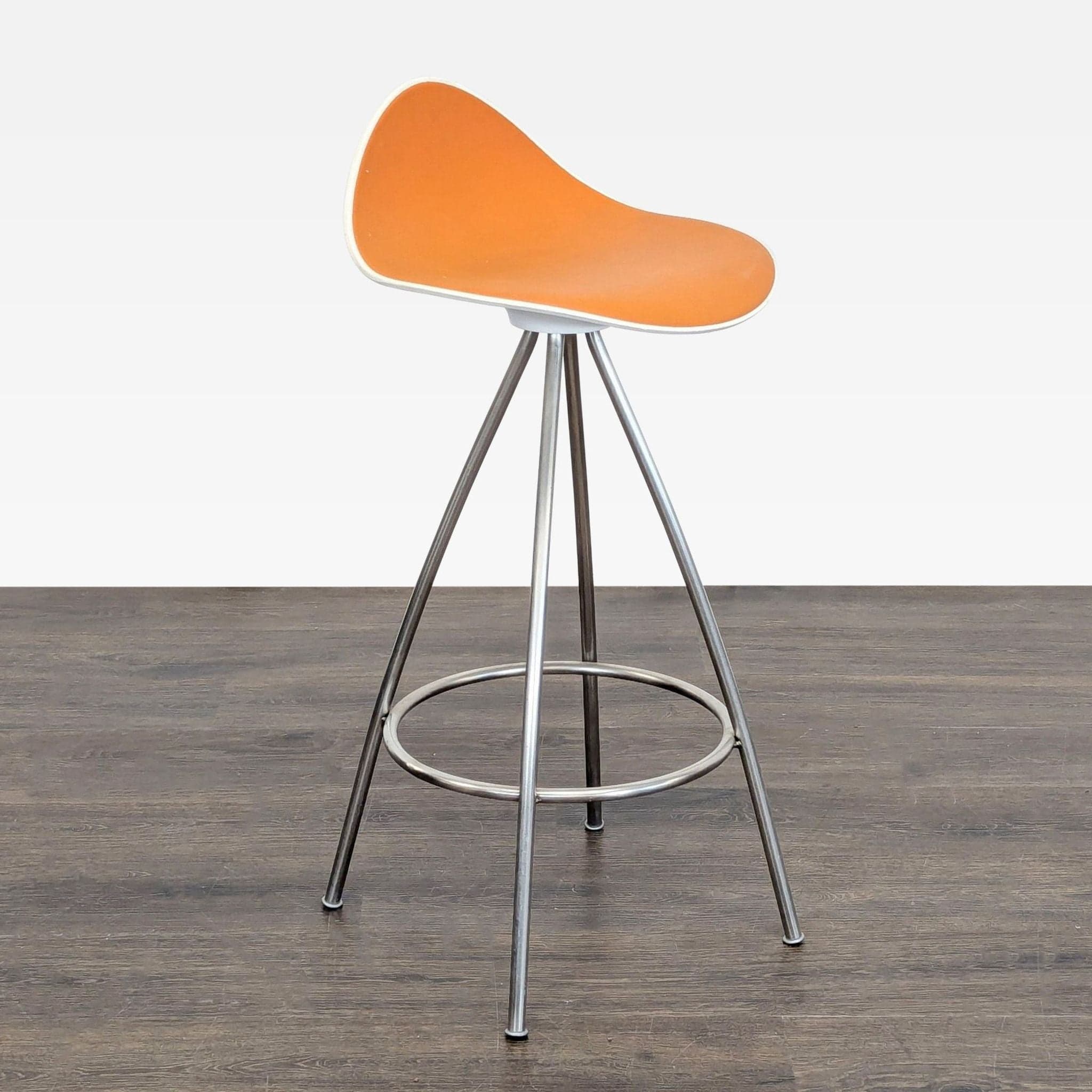 Stua Onda Stool - Thumbnail 2