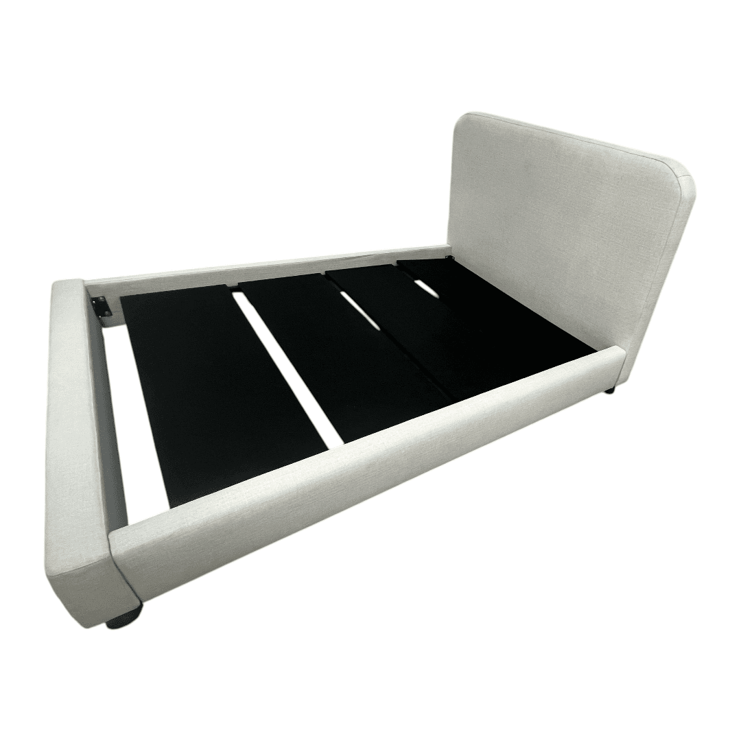 Ashley Furniture Whittgate King Next-Gen Nuvella Performance Fabric Queen Bed - Thumbnail 5