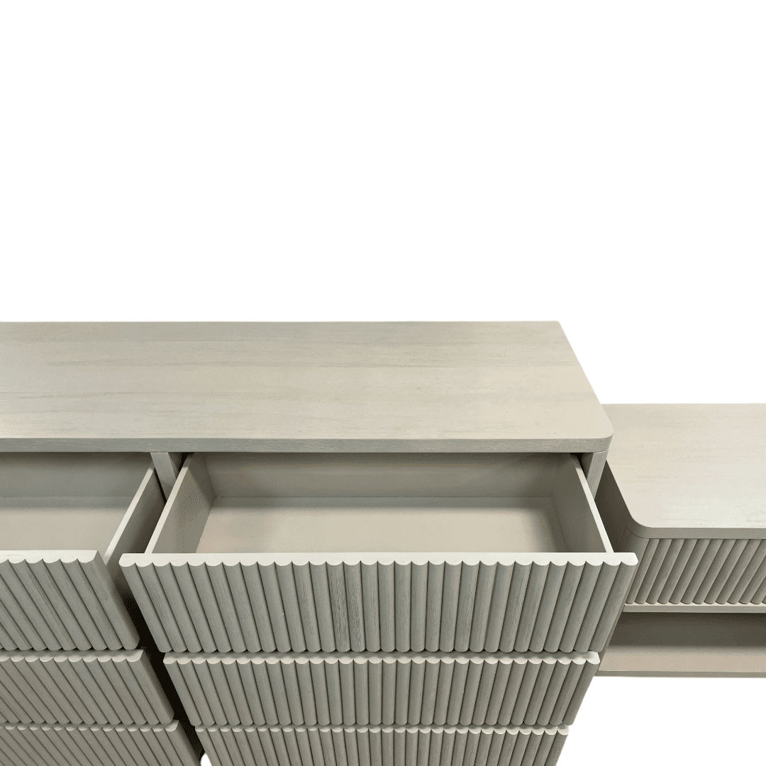 Lulu and Georgia Rutherford 6 Drawer Dresser and Nightstand Set - Thumbnail 29