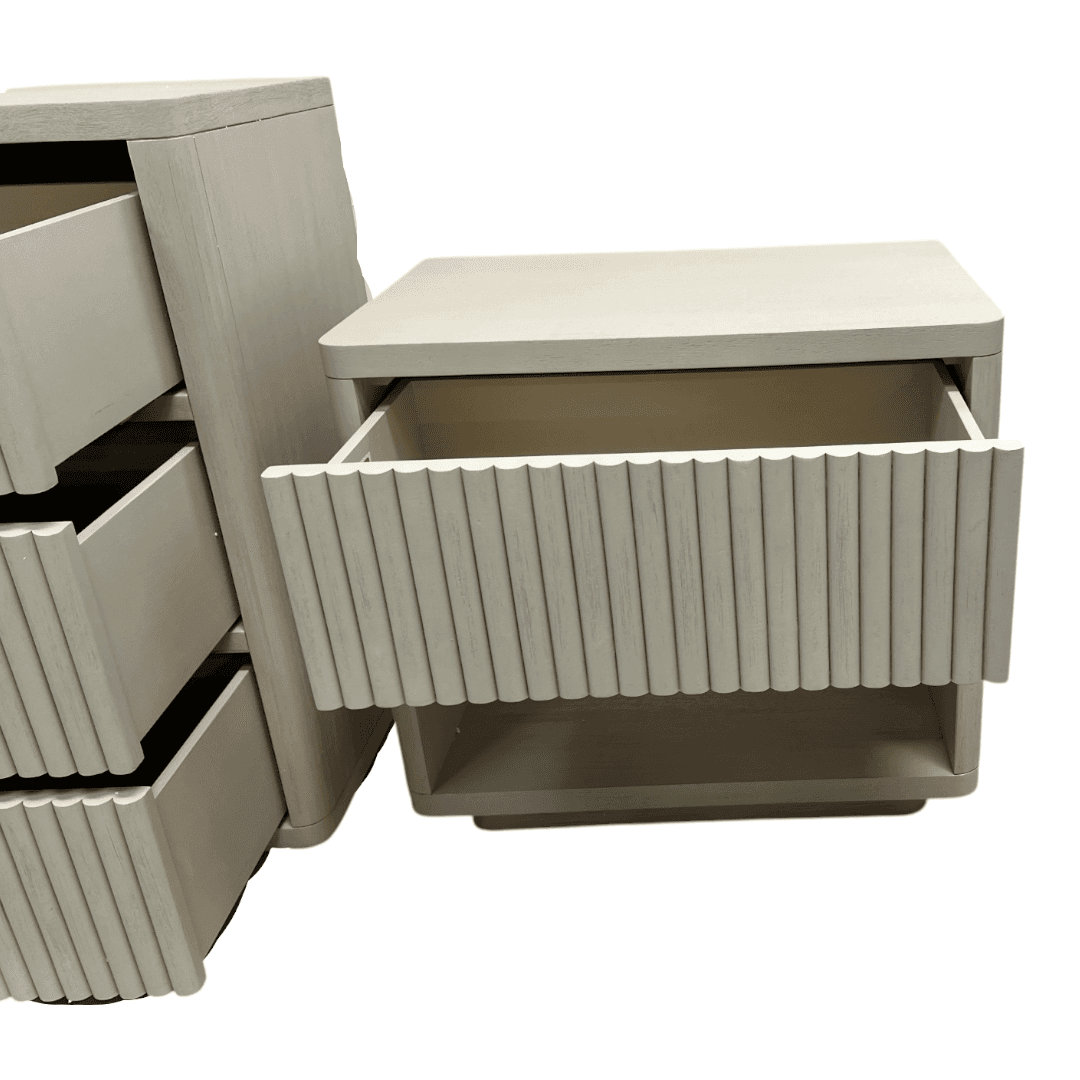 Lulu and Georgia Rutherford 6 Drawer Dresser and Nightstand Set - Thumbnail 24