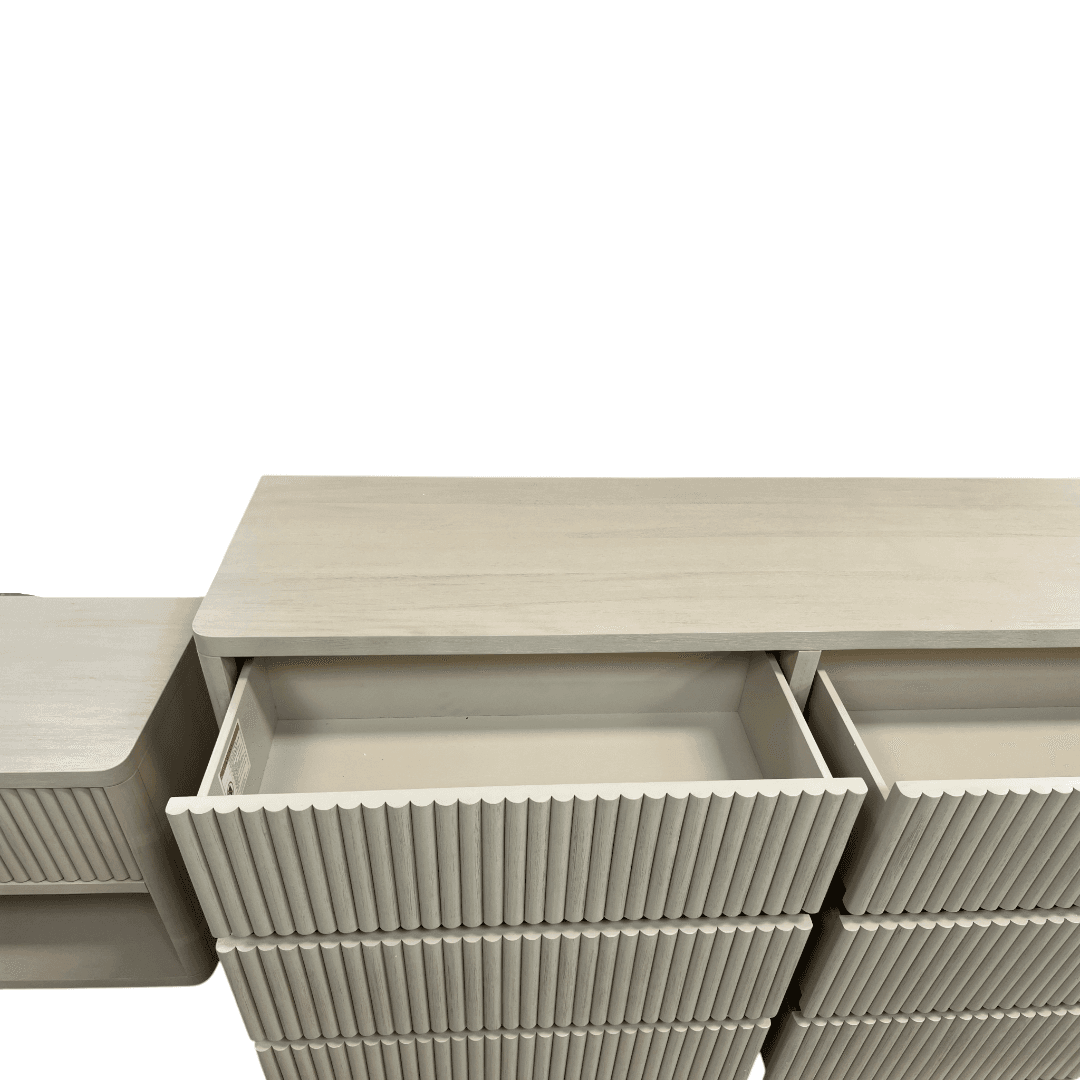 Lulu and Georgia Rutherford 6 Drawer Dresser and Nightstand Set - Thumbnail 30