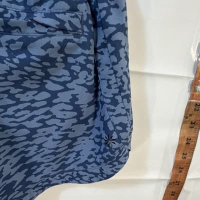 Athleta Girl Blue Animal Print Athletic Shorts M/8-10 Zip Pocket Lightweight - Thumbnail 3