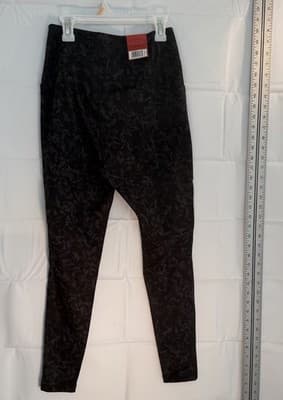 Danskin Contour Legging Ankle Camouflage Black Gray Women's M Cascade Print - Thumbnail 5