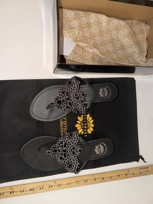 Yellow Box Premium Collection Beaded Black Thong Sandals Women's Slip On Comfort - Thumbnail 5