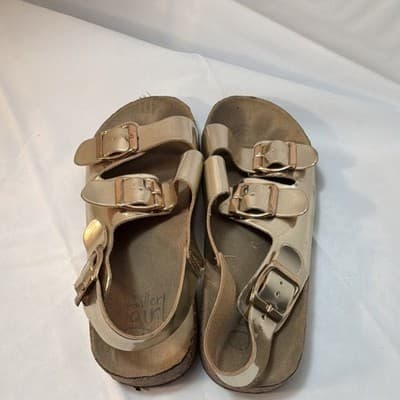 Miller Girl Girls Gold Buckle Adjustable Strap Flat Closed Toe Sandals Casual - Thumbnail 2