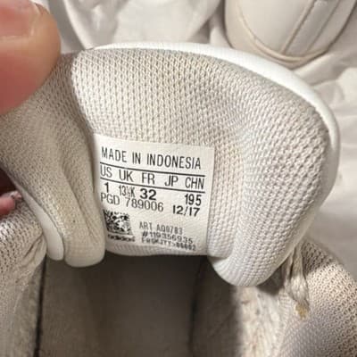 adidas Girls White Gold Logo Sneakers Lace Up Flat Casual US Size 1 EU 32 - Thumbnail 6