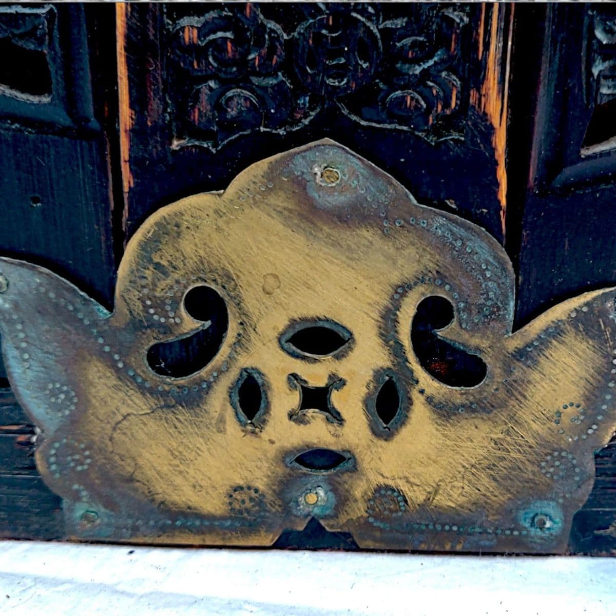 1950's 3 Tiered Octagonal Brass Handled Chinese Wedding Basket - Thumbnail 17