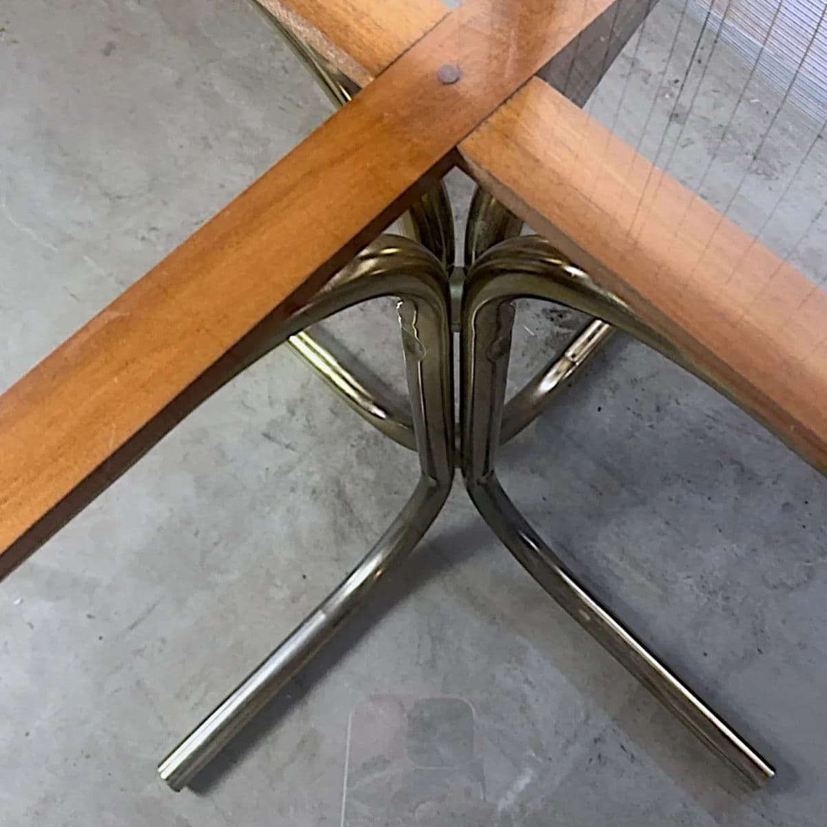 1980s Mid-Century Modernist Octagonal Glass & Wood Game / Dining Table With Brass Base - Thumbnail 4