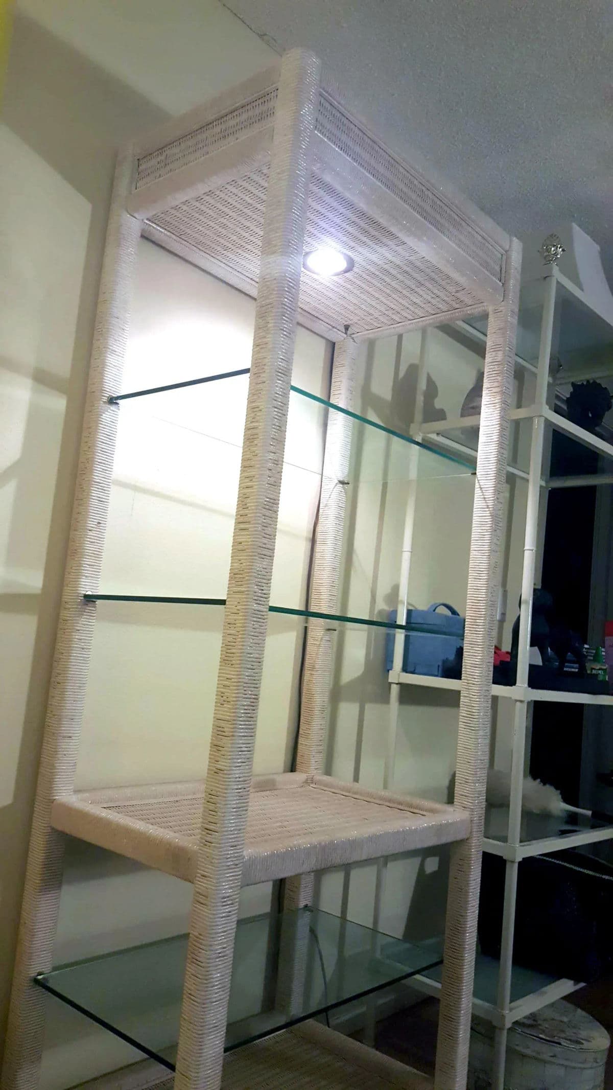 1970's Henry Link White Wicker Woven Wrapped 5-Tier Pin-Lit Étagère - Thumbnail 5