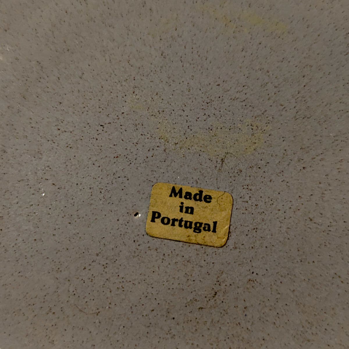 1950s Caldas Majolica, 3-D Ceramic Plate With Life-Like Fruits, Pottery Made in Portugal - Thumbnail 9