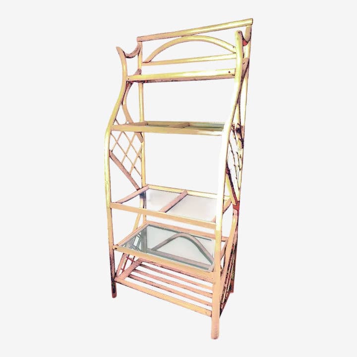 1970's Pagoda Style Natural Toned Bent Wood Rattan Étagère - Image 1