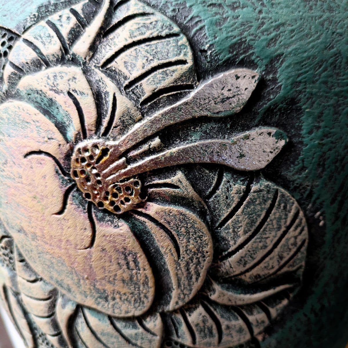 1980's Incised Turquoise Yellow Botanical Themed Hand-Thrown Studio Pottery Planter Vessel - Thumbnail 9