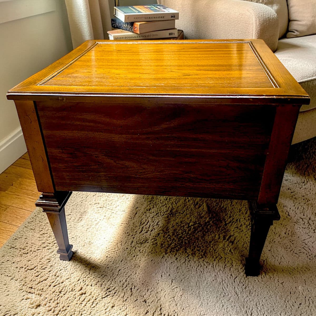 Mid-Century Italian Provincial Style End Table - Thumbnail 7