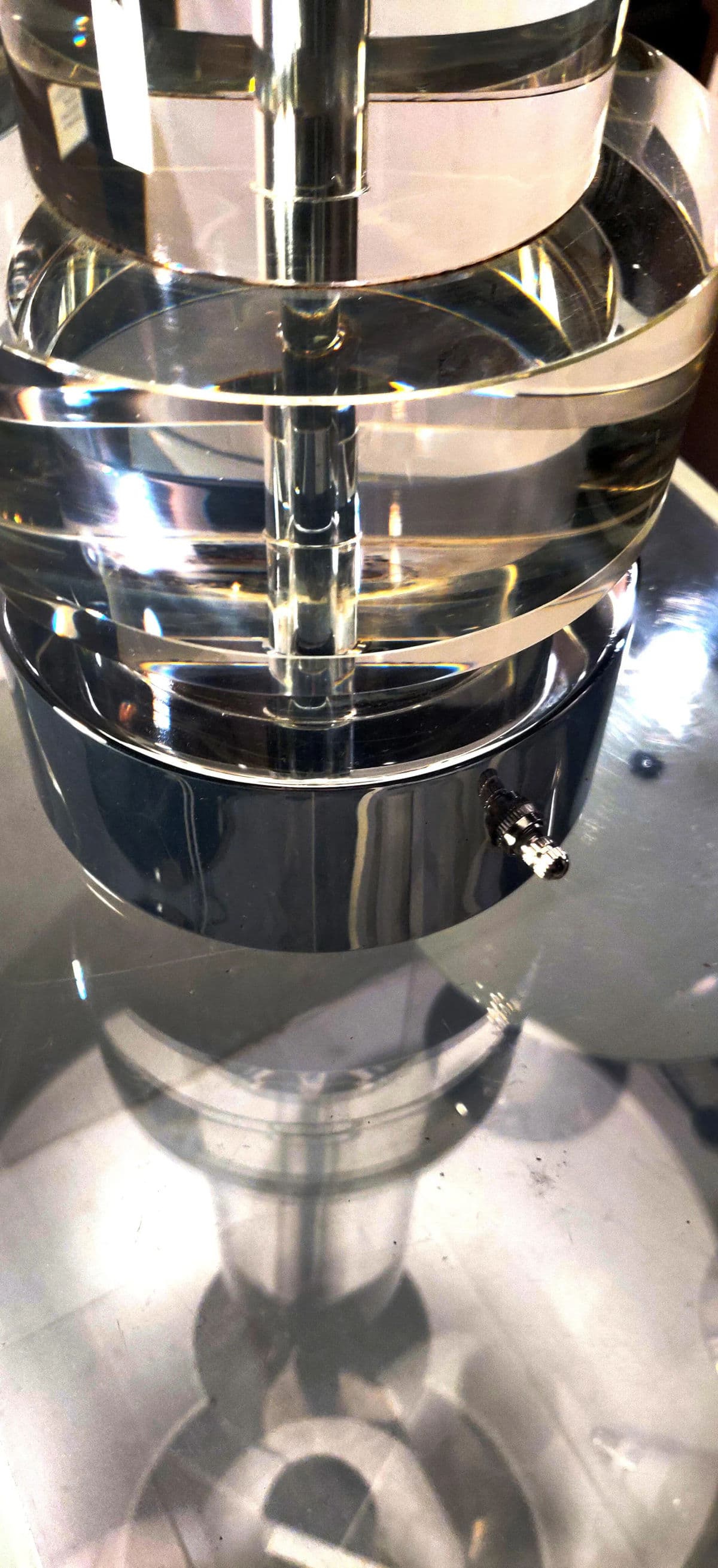 Postmodern Glass & Chrome Column Table Lamps With White Jumbo Drum Lampshades- a Pair - Thumbnail 8