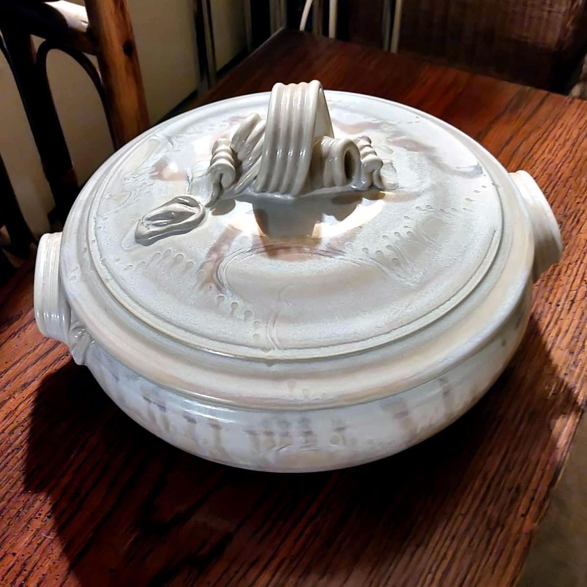 Studio Beauceware "Oven-To-Table" Covered Casseroles Signed Garnier - a Pair - Thumbnail 7