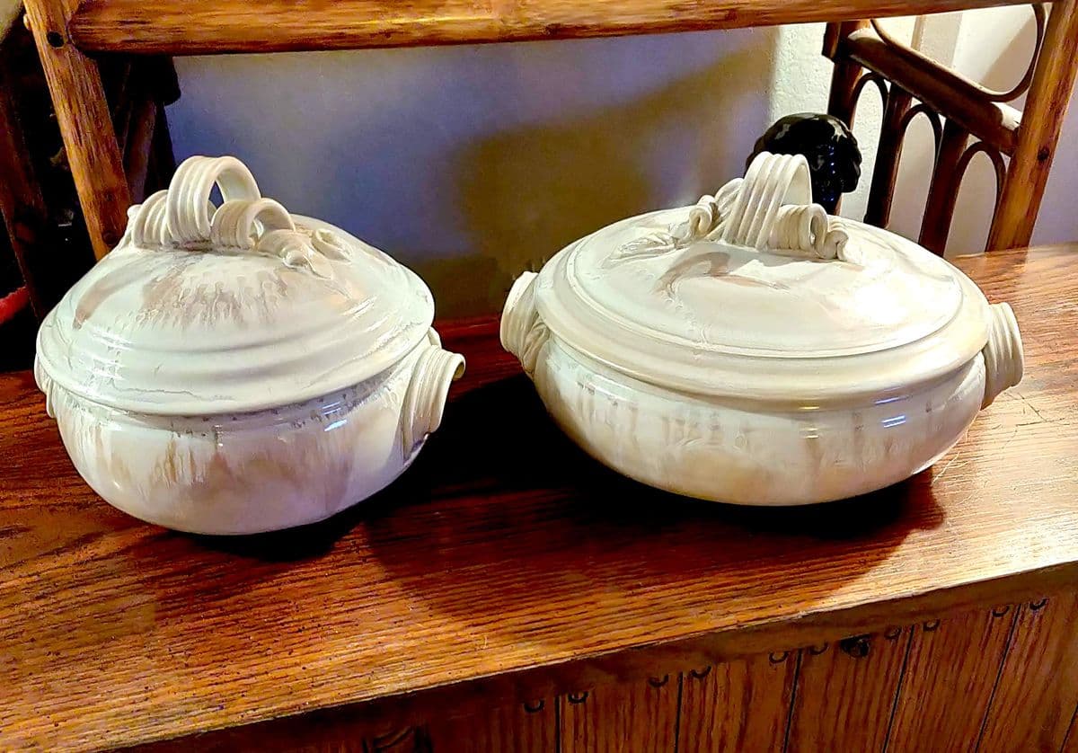 Studio Beauceware "Oven-To-Table" Covered Casseroles Signed Garnier - a Pair - Thumbnail 12