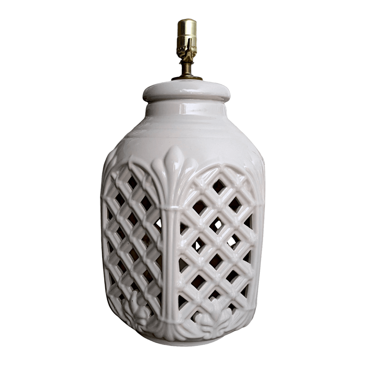 Vintage Mid-Century Optic White Glazed Reiculated Lattice Table Lamp - Thumbnail 2