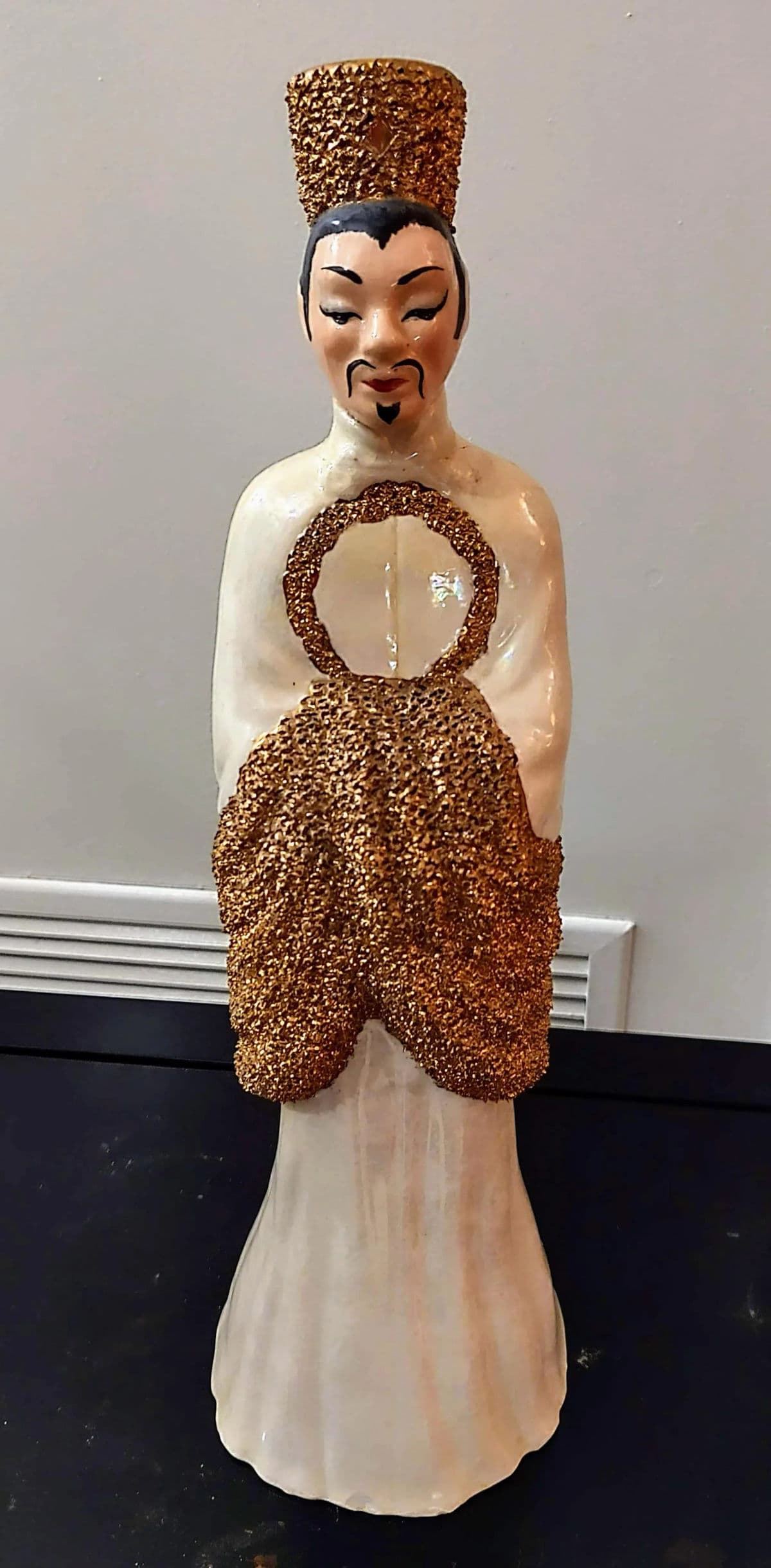 1950's Tall Vintage Chinoiserie Hand Crafted Figurines- a Pair - Thumbnail 5