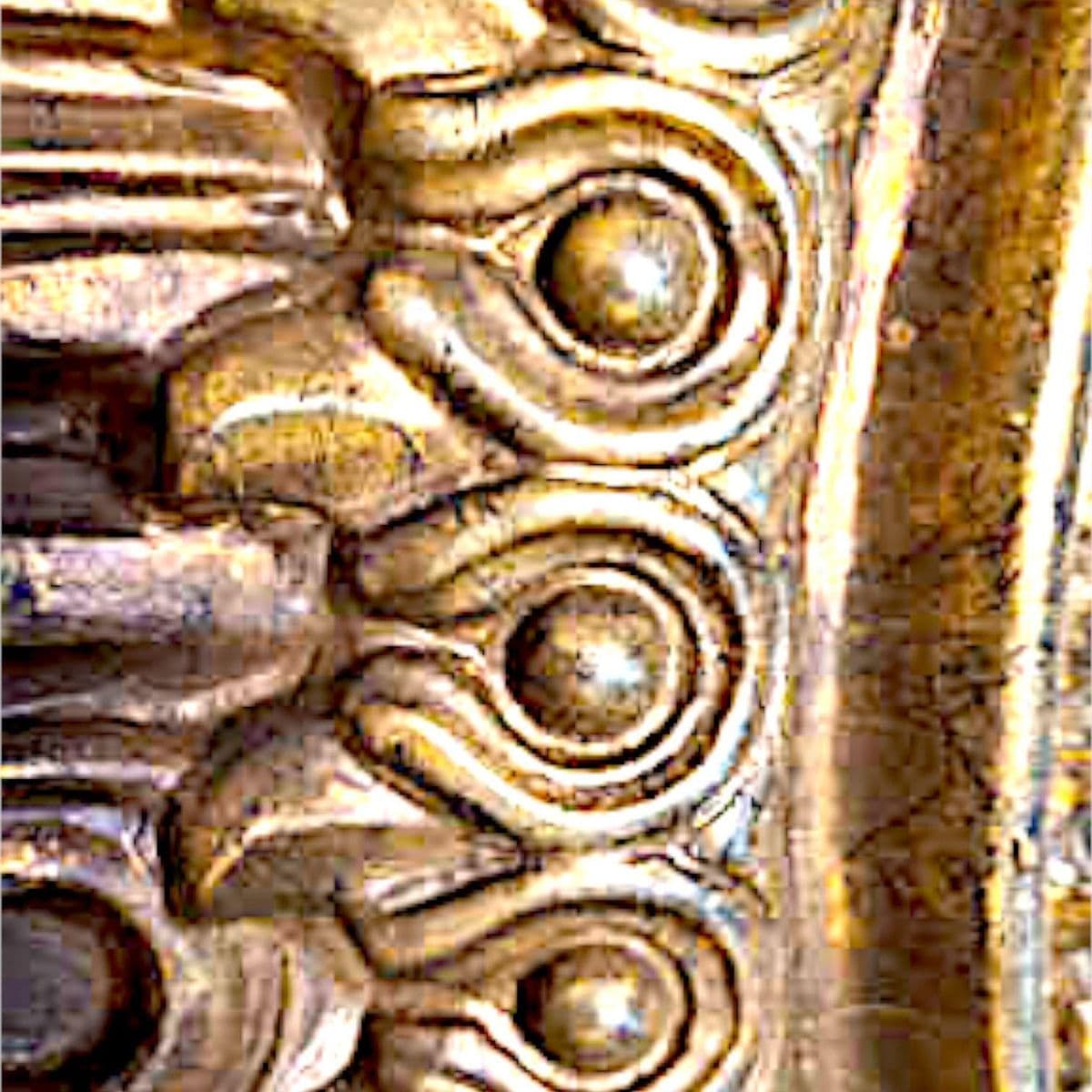 1970s Large 48" Syroco Sunburst Mirror Framed With Gilded Flames - Thumbnail 8