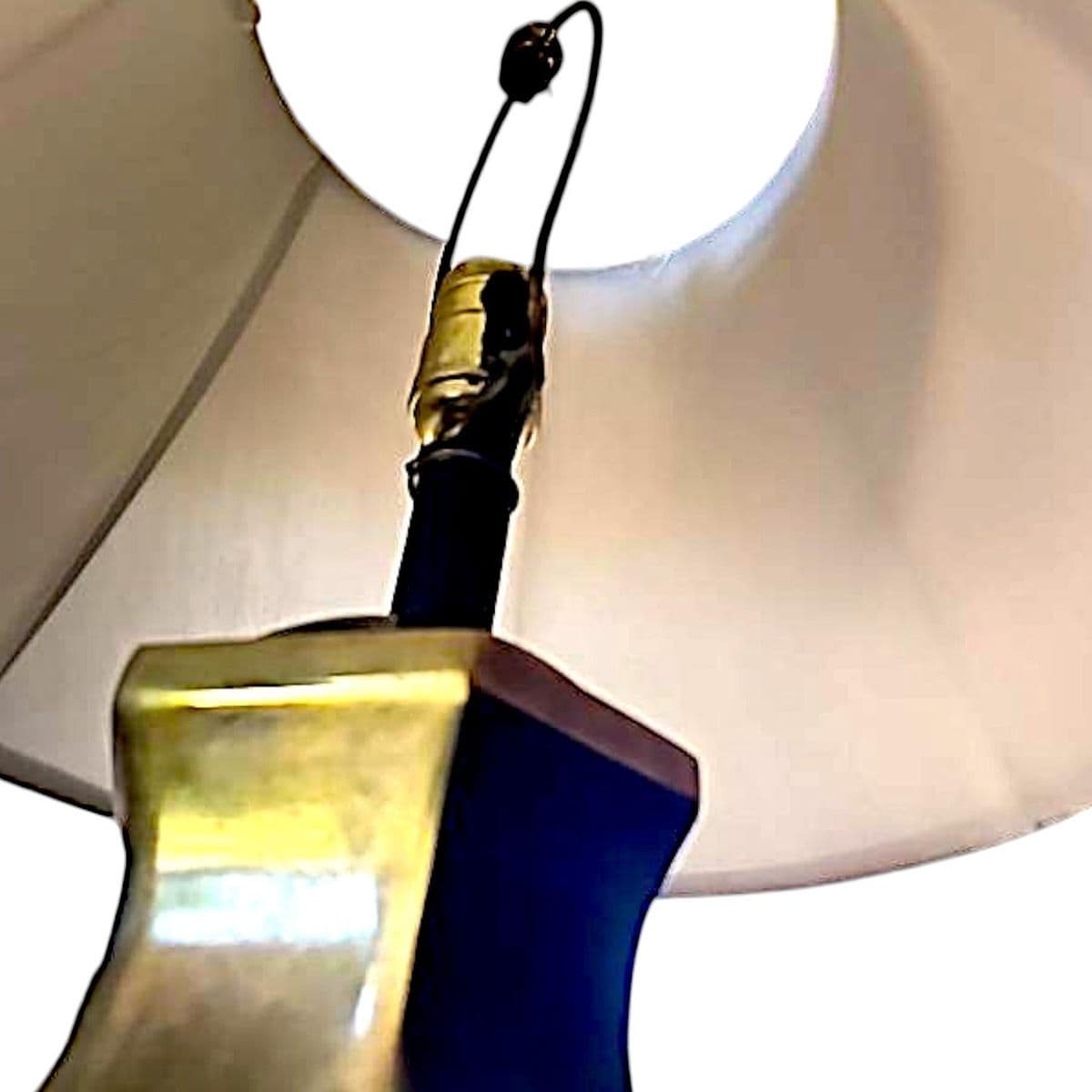 1950s Frederick Cooper Hexagonal Brass & Wood Chinoiserie / Asian Table Lamp - Thumbnail 6