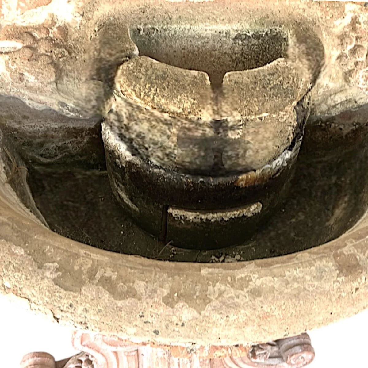 Classic Fiore Stone Cherub Wall Fountain With Integrated Pump – A Timeless Garden Accent - Thumbnail 9