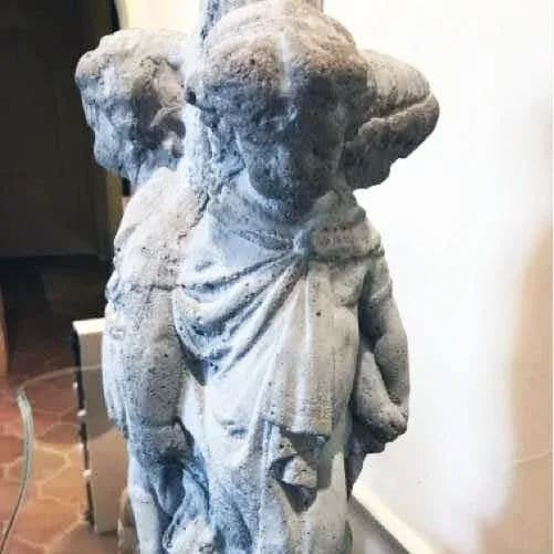 1960's Indoor Outdoor Unpainted Cast Solid Cement Putti Trio Table Lamp - Thumbnail 3