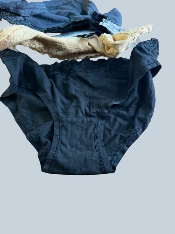 Felina Modal Hipster Panties Lace Trim 3-Pack Black/Fawn/Ebony Size Small - Thumbnail 5