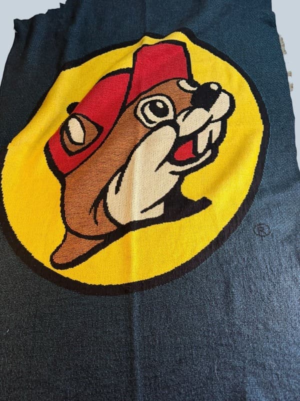 Buc-ee's Woven Tapestry Throw Blanket with Fringe - Thumbnail 2