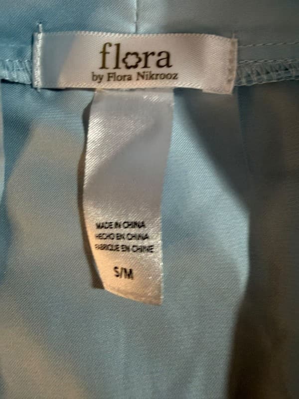 Flora Nikrooz Genevive Lace-Trim Satin Kimono Robe in Ice Flow S//M - Thumbnail 3