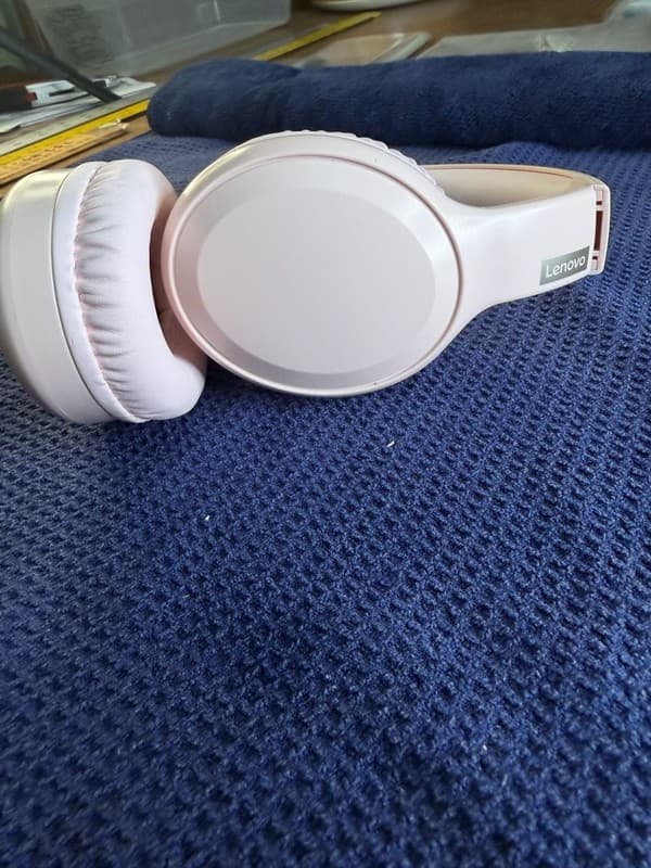 Lenovo TH30 Wireless Bluetooth Foldable Headphones - Pink - Image 1
