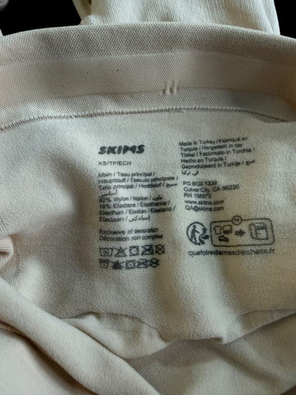 SKIMS Sculpting Seamless High-Waisted Mid Thigh Short Shapewear Size XS - Thumbnail 3