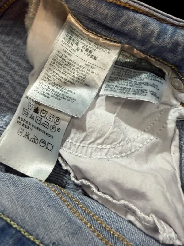 Levi's 711 Skinny Jeans Light Wash with White Flower Floral Embroidery W29 L30 - Thumbnail 4