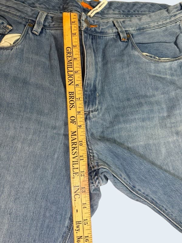 Tommy Bahama Men's Light Wash Relaxed Straight Fit Jeans Size 40 - Thumbnail 7