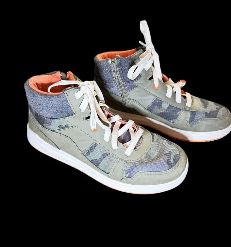Cat & Jack Youth Size 6 High-Top Sneakers - Camouflage Print - Thumbnail 3