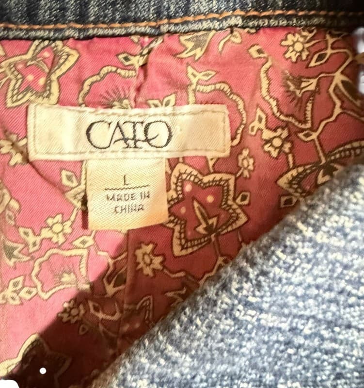 Cato Women's Cropped Blue Denim Jacket with Studded Heart Embroidery - Thumbnail 3