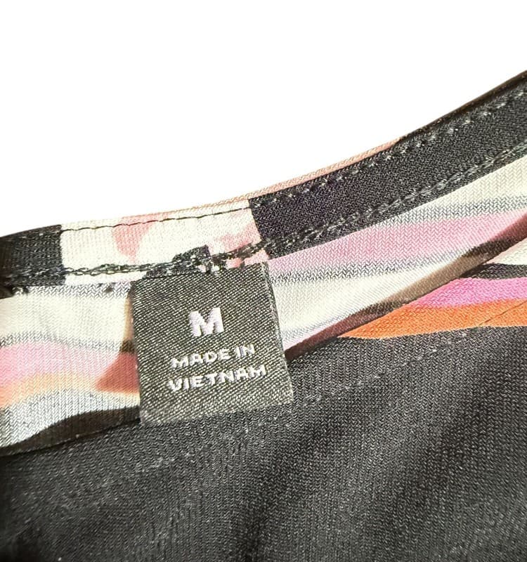 Investments Floral Blouse Women’s Medium Black Pink Border Print Top - Thumbnail 4