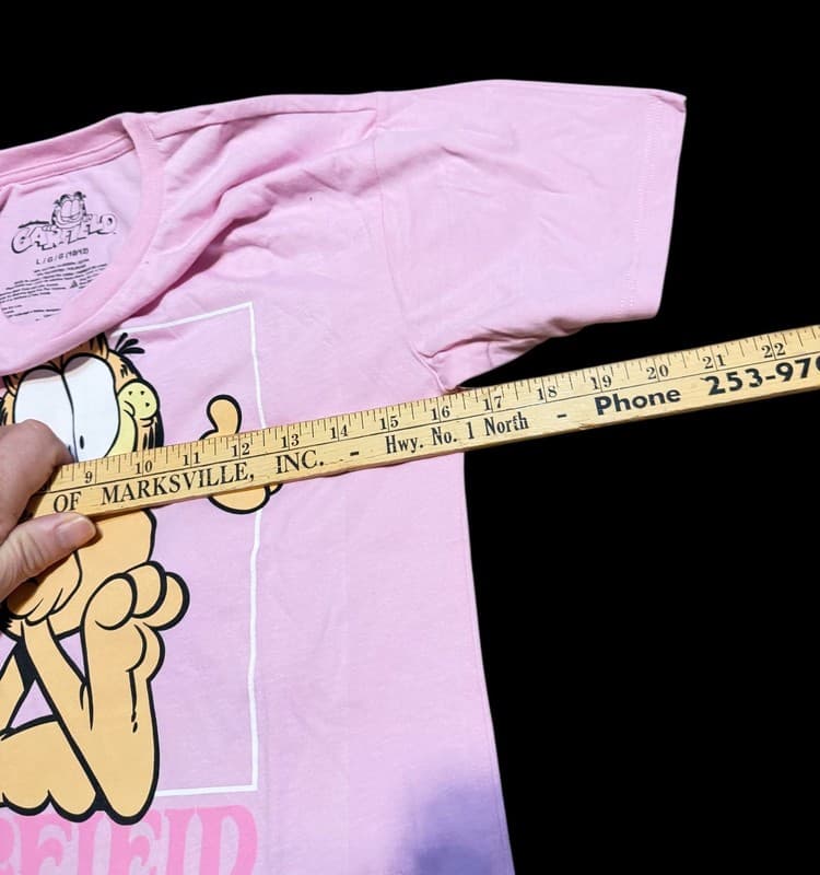 Garfield Square Crew Neck Short Sleeve Graphic T-Shirt - Thumbnail 6