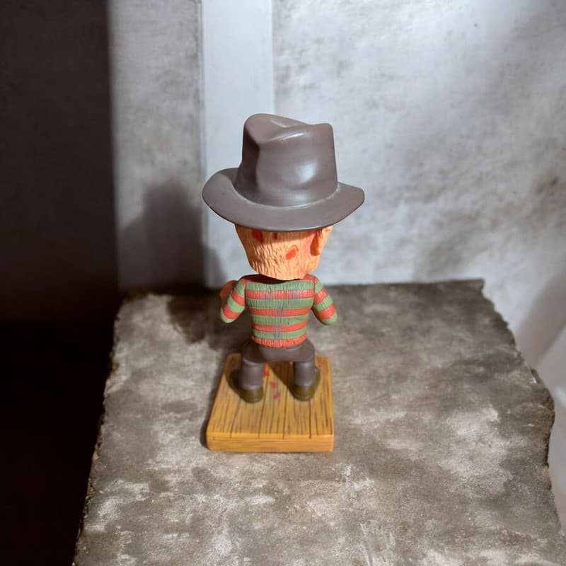 Funko Wacky Wobbler Freddy Krueger A Nightmare on Elm Street Bobble Head - Thumbnail 4