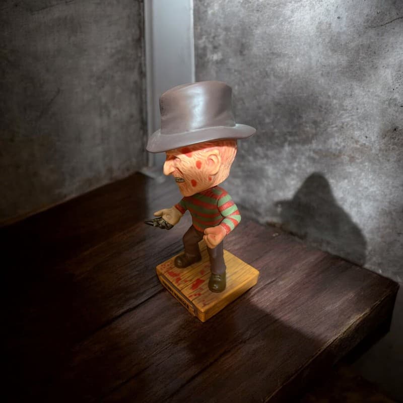 Funko Wacky Wobbler Freddy Krueger A Nightmare on Elm Street Bobble Head - Thumbnail 3