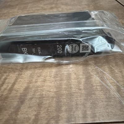 Epson 200 Single Ink Cartridge Black, OEM Genuine, New and Sealed - Thumbnail 3