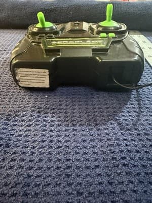 Tech Toyz Aeroblade Glow in the Dark RC Helicopter Transmitter Remote Control - Thumbnail 6