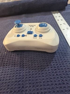 DGL Toys 2.4G RC Drone Remote Controller Replacement No Battery Cover - Thumbnail 3