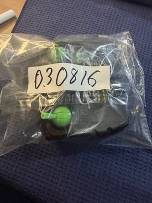 Tech Toyz Aeroblade Glow in the Dark RC Helicopter Transmitter Remote Control - Thumbnail 9