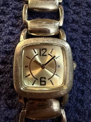 FMD Women's Gold Tone Square Cushion Quartz Watch FY1260 Japan Mvmt Link Band - Thumbnail 3