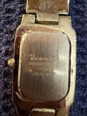 Vintage Le Baron Ladies Quartz Watch Gold Tone Bracelet Japan Movt + Extra Links - Thumbnail 4