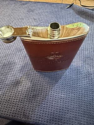 Crown Royal 8oz Stainless Steel Hip Flask Brown Leather Wrap NEW Never Used - Thumbnail 5