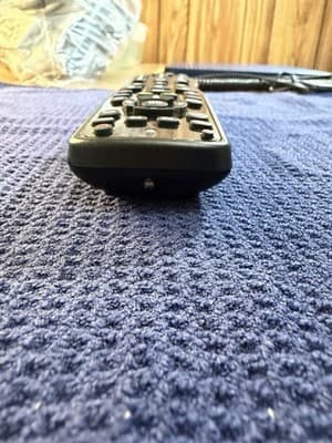 INSIGNIA NS-RMT415 4-Device Universal Remote Control - Tested, Works - Thumbnail 4