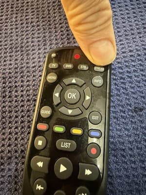 INSIGNIA NS-RMT415 4-Device Universal Remote Control - Tested, Works - Thumbnail 7